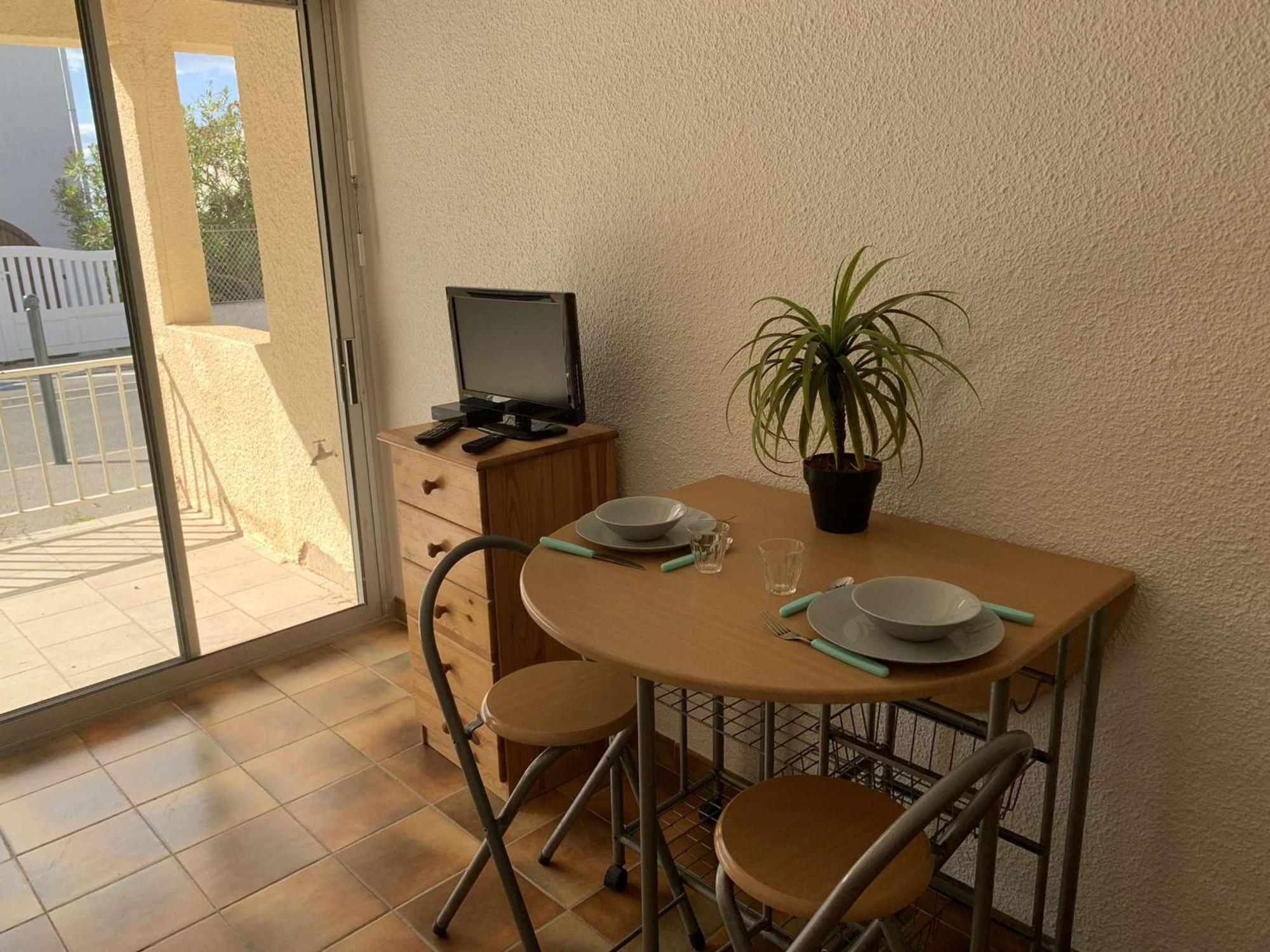 Studio En Rdc A 250M De La Plage - Saint Pierre La Mer, 2 Couchages, Animaux Acceptes - Fr-1-229D-232 Екстериор снимка